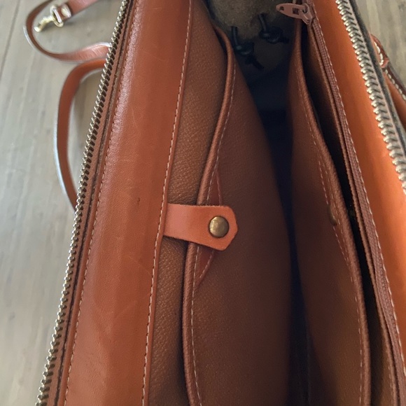 Dooney & Bourke shoulder bag - Picture 6 of 13